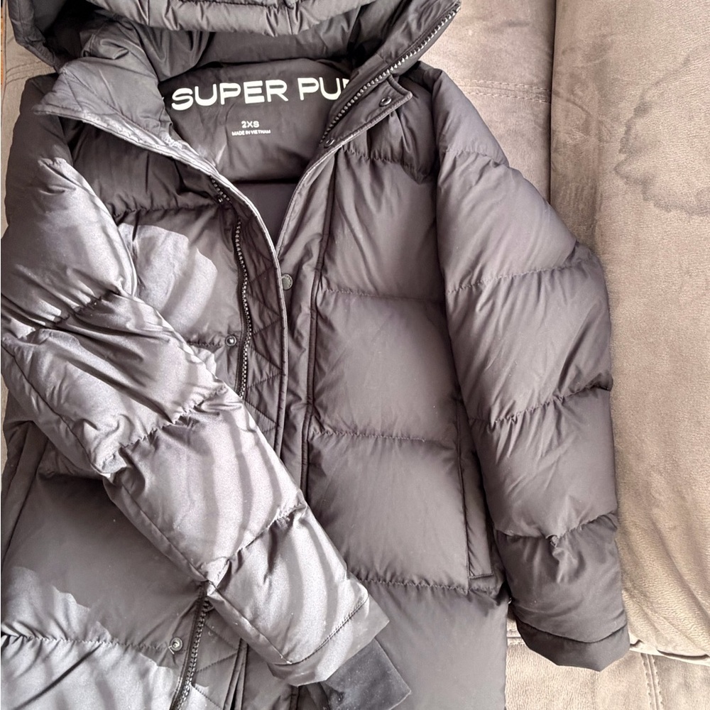 Aritzia Super Puff Black Puffer medium length Jacket